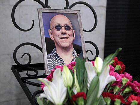 Единственный венок на похороны Сапунова прислала семья Кобзон