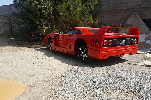 Старенький седан Nissan превратили в Ferrari F40. Зря