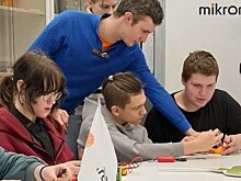 Студенты политехнического колледжа №50 осваивают «Путь инженера» на «Микроне»