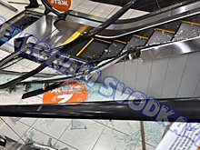 В Приморье у ребенка затянуло руку в эскалатор ТЦ