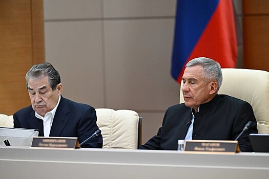 Минниханов пожаловался на невысокую цену за баррель нефти