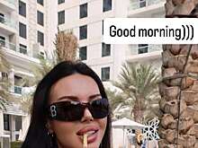 Блогерша Самойлова выложила фото в крошечном бикини на фоне развода с Джиганом