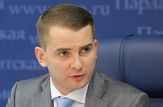 В ЛДПР считают, что запрета на чтение молитв до и после заседаний рабочих групп нет