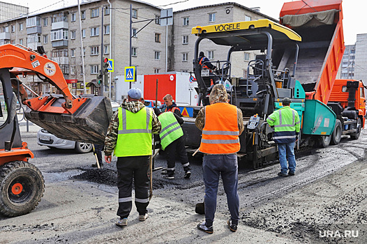 В Кургане не нашли желающих ремонтировать дорогу в центре города