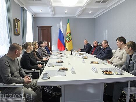 Олег Мельниченко поблагодарил активистов, занимающихся сбором гумпомощи для бойцов