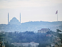 17 человек пострадали при землетрясении в Стамбуле