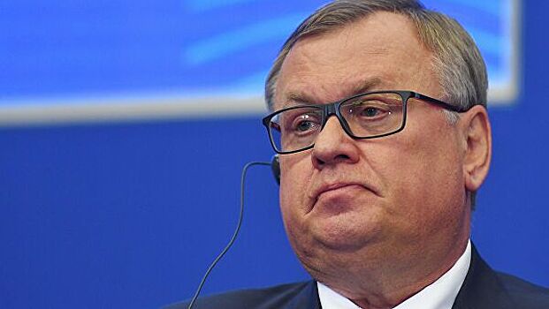 Глава ВТБ отказался верить в отключение России от SWIFT