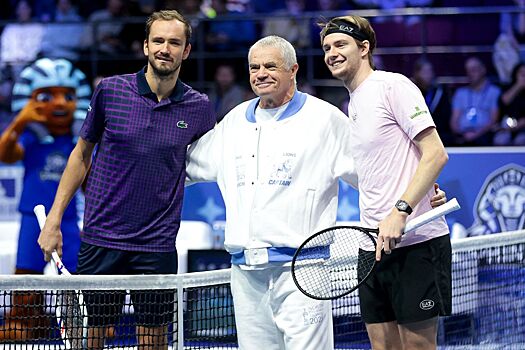 Вихлянцева оценила перспективы Бублика и Медведева в новом теннисном сезоне