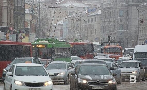 Татарстанцев предупредили о метели и сильном ветре в понедельник