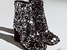 Maison Margiela представили коллекционную серию Tabi под названием Broken Mirror