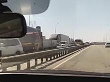 Во Владивостоке массовая авария с участием троллейбуса собрала многочасовую пробку