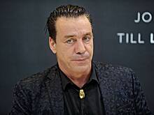 Солист Rammstein Тилль Линдеманн провел свой день рождения в компании Моргенштерна и Иды Галич