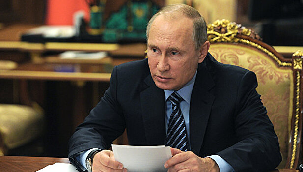 Путин проведет международные телефонные разговоры
