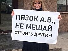 Нелегкая доля челябинских дольщиков: тысячи людей встретят Новый год не в своем доме