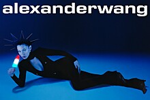 Белла Хадид снялась в рекламной кампании Alexander Wang Collection 1 2020
