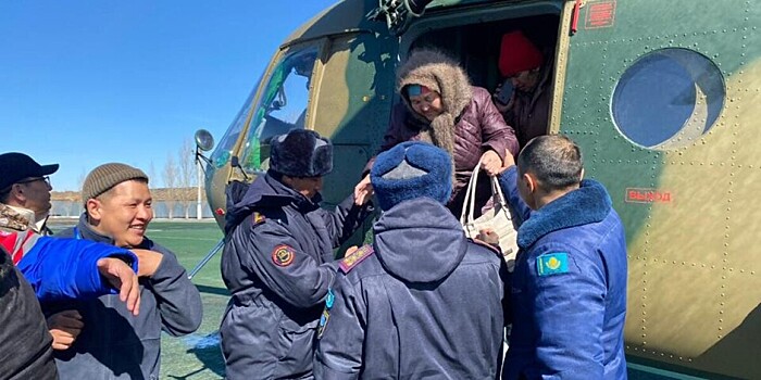Почти 19 тысяч человек эвакуированы из подтопленных районов в Казахстане