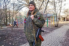 Под залпами пушек: Как проходит празднование 8 марта в Донбассе