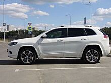 Тест-драйв Jeep Cherokee: заядлый путешественник и примерный семьянин