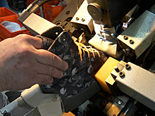 Производство экологичной обуви из пластиковых бутылок запустили в Москве