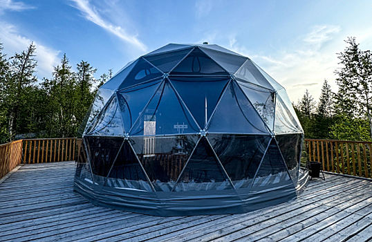 Зумеры меняют вечеринки на ретриты и санатории