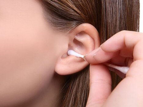 Проблемы со здоровьем выдает ушная сера