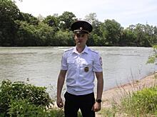 Российский полицейский бросился на помощь утопающей и предотвратил трагедию