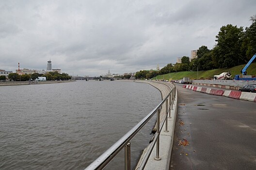 Реконструкцию Крутицкой набережной в Москве завершат в 2022 году