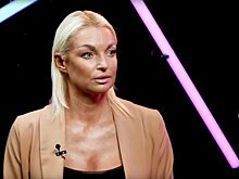 Волочкову раскритиковали за фото топлес