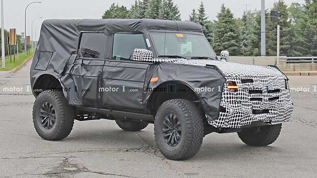  		 			За Ford Bronco Warthog на коренастых шинах шпионили по дороге 		 	