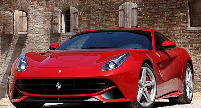 Ferrari F12 Berlinetta: Превосходная степень