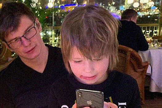 Экс-капитан "Зенита" Аршавин заявил, что его сын знает все кричалки "Спартака"