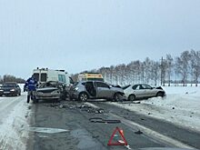 В результате аварии на трассе в Пензенском районе погибло два человека