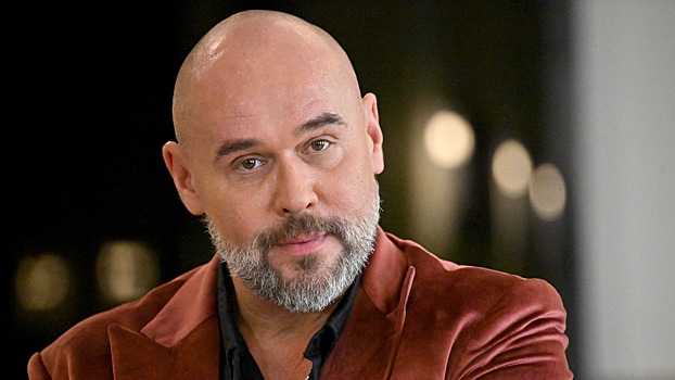 Личная жизнь, карьера, мнение об СВО: как живет актер Максим Аверин