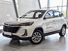 У российских дилеров появился кроссовер BAIC X35. Пока только с «механикой»