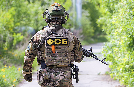 ФСБ сообщила о попытке совершить теракт на Крымском мосту с использованием автомобиля со взрывчаткой