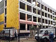 Два человека погибли при обрушении в здании школы в Москве