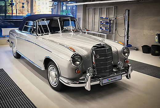 Коллекционный 62-летний Mercedes-Benz с небольшим пробегом продают в Москве за 14 миллионов рублей