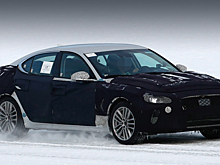Заднеприводный Genesis G70 замечен во время зимних испытаний