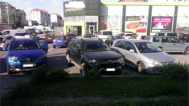 В Калининградской области двое пенсионеров попали в больницу после ДТП