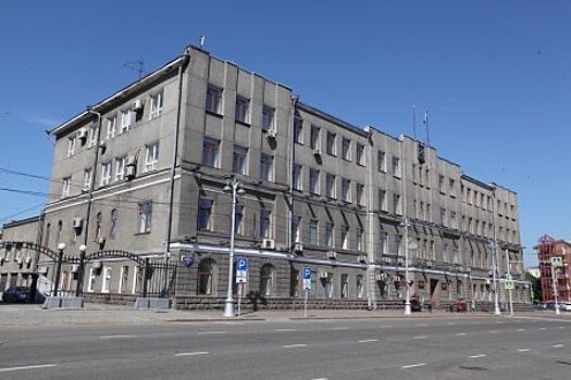 Администрация Иркутска не приняла ремонт постамента под скульптурой Бабра