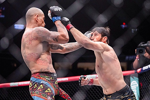 Россиянин Анкалаев досрочно проиграл Перейре и лишился титула чемпиона UFC