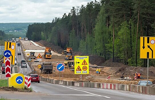 На ремонт дорог в Свердловской области выделят более 30 млрд рублей