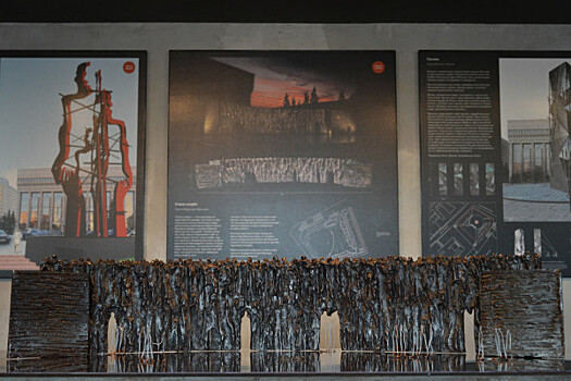 Передвижная выставка музея истории ГУЛАГа "Стена Скорби" открылась в Магадане