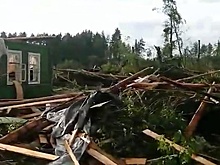 Последствия смерча в Тверской области показали на видео