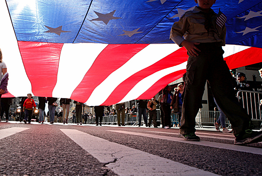 США высылают российских дипломатов