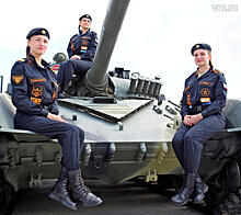 Российская женская команда впервые примет участие в международном танковом биатлоне