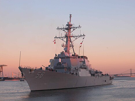 Помощь НАТО: США направили эсминец в Черное море