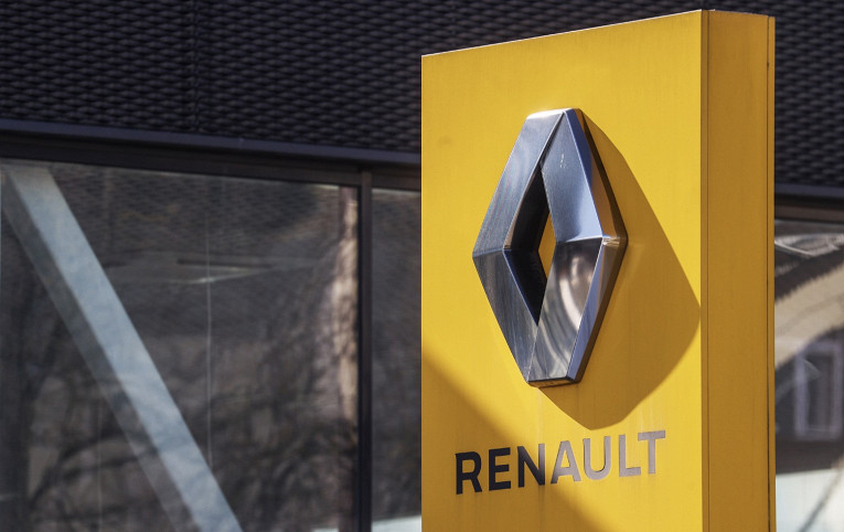 СМИ: Renault согласилась снизить свою долю в Nissan