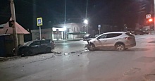 Одна из машин отлетела в столб: в Новочеркасске столкнулись две иномарки