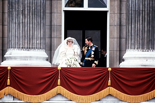 Принцесса Диана хотела отменить свадьбу с королем Карлом III